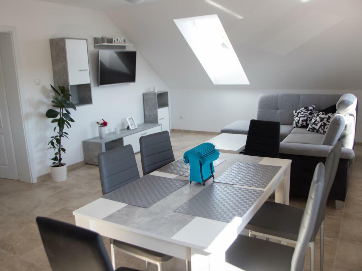 Apartman U Fuxu Zleby 外观 照片
